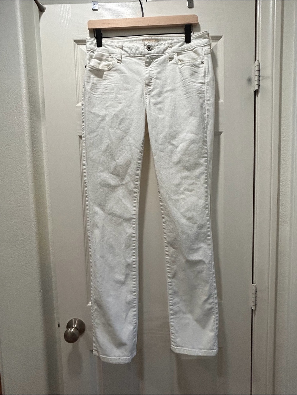 ❔🤍❓Classic Vintage Label Guess Nicole Cigarette White High-Rise Jeans❔🤍❓